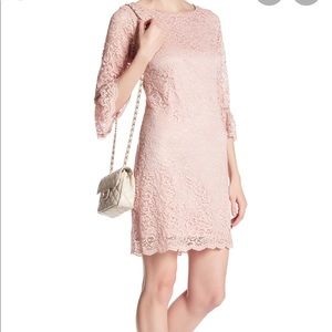 Preloved LAUNDRY soft pink lace dress size S